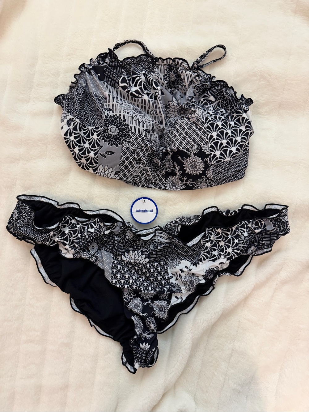 Swimsuits For All Black & White Floral Print Lace-Trim Bralette Bikini Set